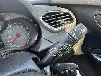 Vauxhall Grandland X 1.2 Turbo SE Auto Euro 6 (s/s) 5dr