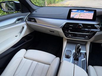 BMW 5 SERIES 530E M SPORT