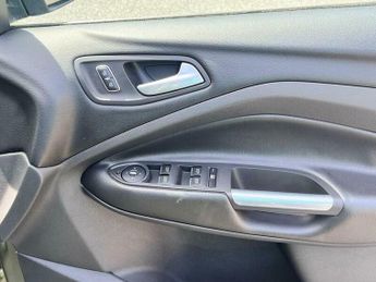Ford Kuga 2.0 TDCi Titanium Powershift AWD Euro 5 5dr
