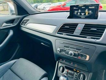 Audi Q3 1.4 TFSI CoD S line Edition S Tronic Euro 6 (s/s) 5dr