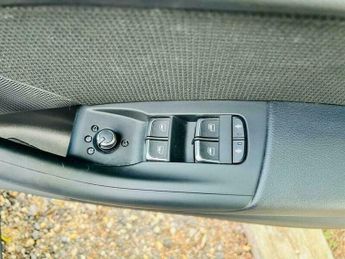 Audi Q3 1.4 TFSI CoD S line Edition S Tronic Euro 6 (s/s) 5dr