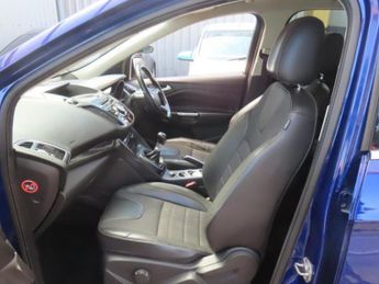Ford Kuga TITANIUM TDCI