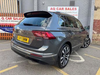 Volkswagen Tiguan R LINE TSI BMT 4MOTION DSG