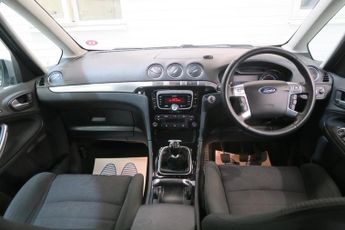 Ford Galaxy TITANIUM TDCI 140