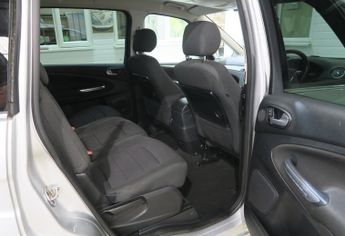 Ford Galaxy TITANIUM TDCI 140