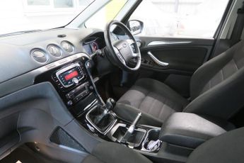 Ford Galaxy TITANIUM TDCI 140