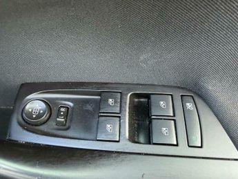 Vauxhall Astra 1.6 CDTi BlueInjection SRi Nav Auto Euro 6 (s/s) 5dr