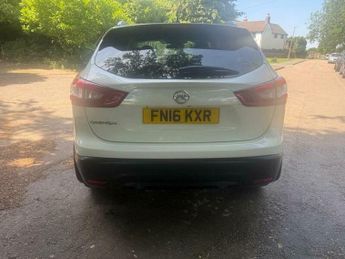 Nissan Qashqai 1.2 DIG-T N-Connecta 2WD Euro 6 (s/s) 5dr