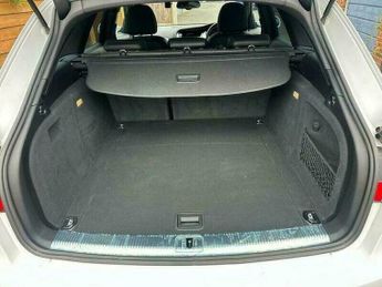 Audi A4 Avant S line Estate 2L Petrol Reg:KO13 XFP