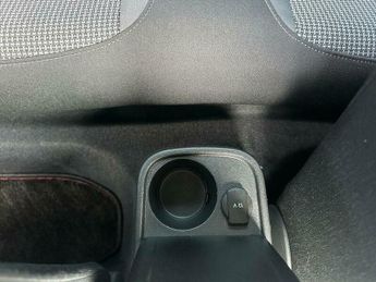 Volkswagen Beetle 1.2 TSI Design Hatchback Petrol Euro 5