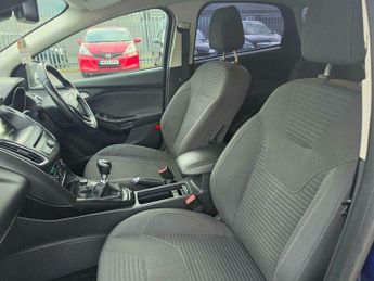 Ford Focus 1.0T EcoBoost Titanium Euro 6 (s/s) 5dr