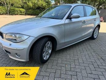 BMW 1 SERIES 2.0 118i SE Hatchback 5dr Petrol Steptronic Euro 4 (129 ps)