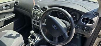 Ford Focus 1.6 LX 5dr