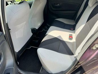 Toyota Yaris 1.0 Dual VVT-i Icon 5dr Multidrive ULEZ
