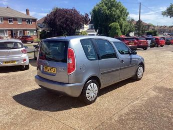 Skoda Roomster 1.2 12V S MPV 5dr Petrol Manual Euro 5 (69 ps)