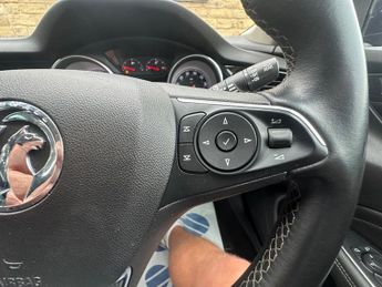 Vauxhall Insignia GRAND SPORT SRI NAV