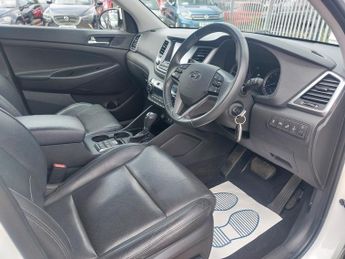 Hyundai Tucson CRDI PREMIUM