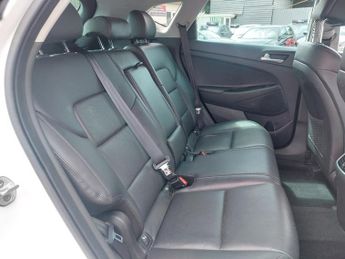 Hyundai Tucson CRDI PREMIUM