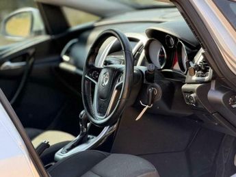 Vauxhall Astra 1.6i SRi Auto Euro 6 5dr
