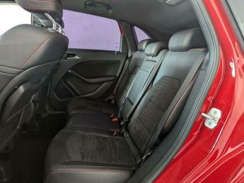 Mercedes-Benz B Class 1.5 B180 CDI AMG Line 7G-DCT Euro 6 (s/s) 5dr