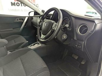 Toyota Auris 1.6 V-Matic Icon Plus Multidrive S Euro 5 5dr