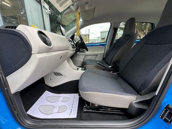Volkswagen Up 1.0 Automatic