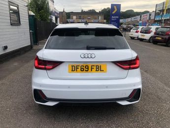 Audi A1 SPORTBACK TFSI S LINE