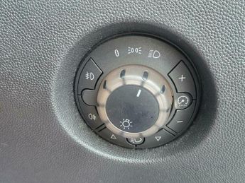 Vauxhall Corsa 1.4i 16v SXi 3dr