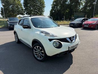 Nissan Juke 1.6 Tekna SUV 5dr Petrol XTRON Euro 5 (117 ps)