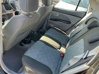 Kia Picanto 1.1 LX 5dr
