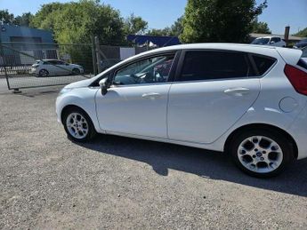 Ford Fiesta 1.4 Zetec 5dr