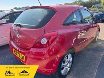 Vauxhall Corsa DESIGN 16V