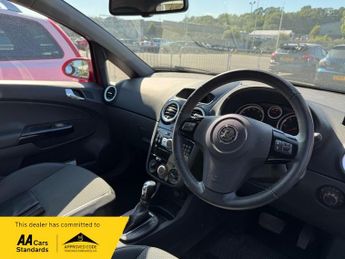 Vauxhall Corsa DESIGN 16V