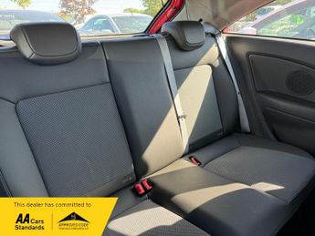 Vauxhall Corsa DESIGN 16V
