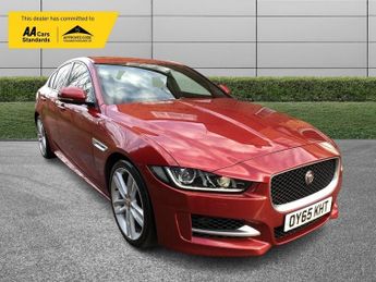 Jaguar XE R-SPORT