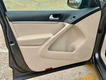 Volkswagen Tiguan 2.0 Tiguan Match TSi 4Motion Semi-Auto 4WD 5dr