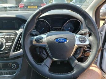 Ford Focus 1.6T EcoBoost Titanium X Euro 5 (s/s) 5dr