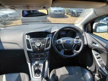 Ford Focus 1.6T EcoBoost Titanium X Euro 5 (s/s) 5dr
