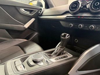 Audi Q2 1.5 TFSI CoD 35 Black Edition S Tronic Euro 6 (s/s) 5dr