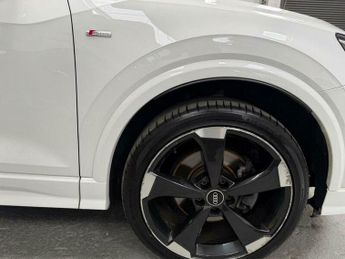 Audi Q2 1.5 TFSI CoD 35 Black Edition S Tronic Euro 6 (s/s) 5dr