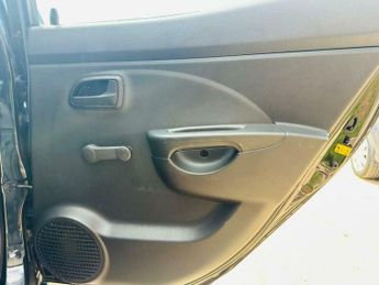 Kia Picanto 1.0 1 5dr