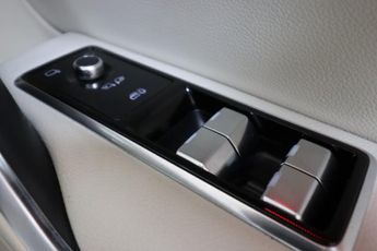 Jaguar F-Pace S