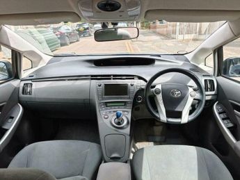 Toyota Prius 1.8 VVT-h T Spirit CVT Euro 5 (s/s) 5dr
