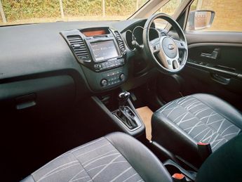Kia Venga 1.6 3 MPV 5dr Petrol Auto Euro 6 (123 bhp)