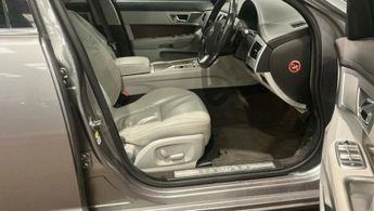 Jaguar XF D LUXURY SPORTBRAKE