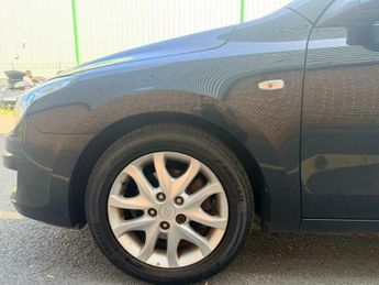 Hyundai I30 1.4 ES Hatchback 5dr Petrol Manual Euro 4 (108 bhp)