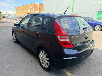 Hyundai I30 1.4 ES Hatchback 5dr Petrol Manual Euro 4 (108 bhp)