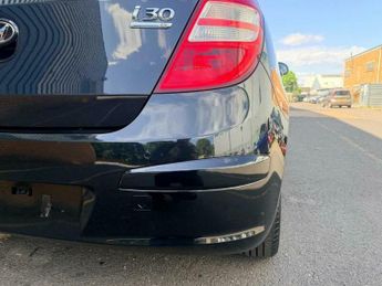 Hyundai I30 1.4 ES Hatchback 5dr Petrol Manual Euro 4 (108 bhp)