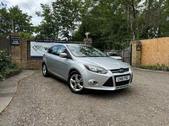 Ford Focus 1.6 Zetec Powershift Euro 5 5dr