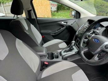 Ford Focus 1.6 Zetec Powershift Euro 5 5dr